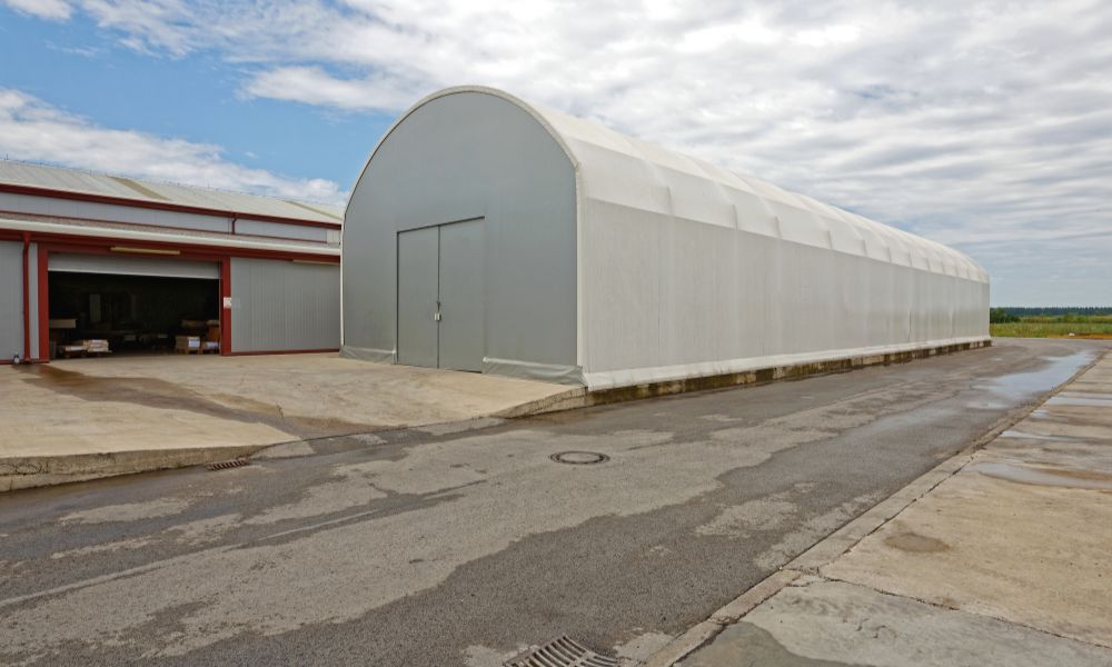 Tips for Choosing the Right-Sized Temporary Fabric Building